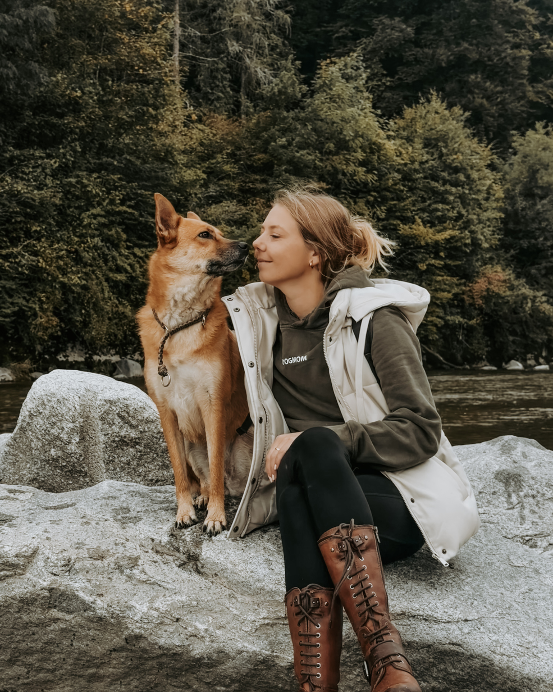 Outdoor-Hundefotografin Lisa-Marie Kurth aus der Region Solothurn und Bern